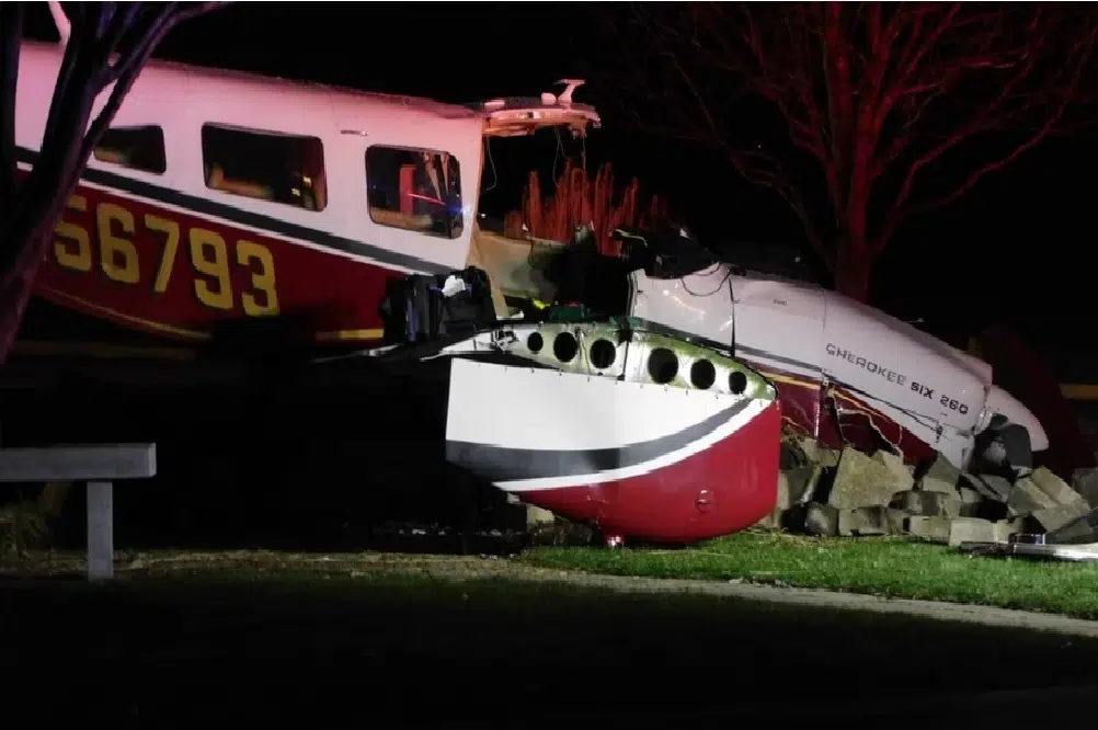 Small plane crashes near Lincoln church 93.3 The Drive