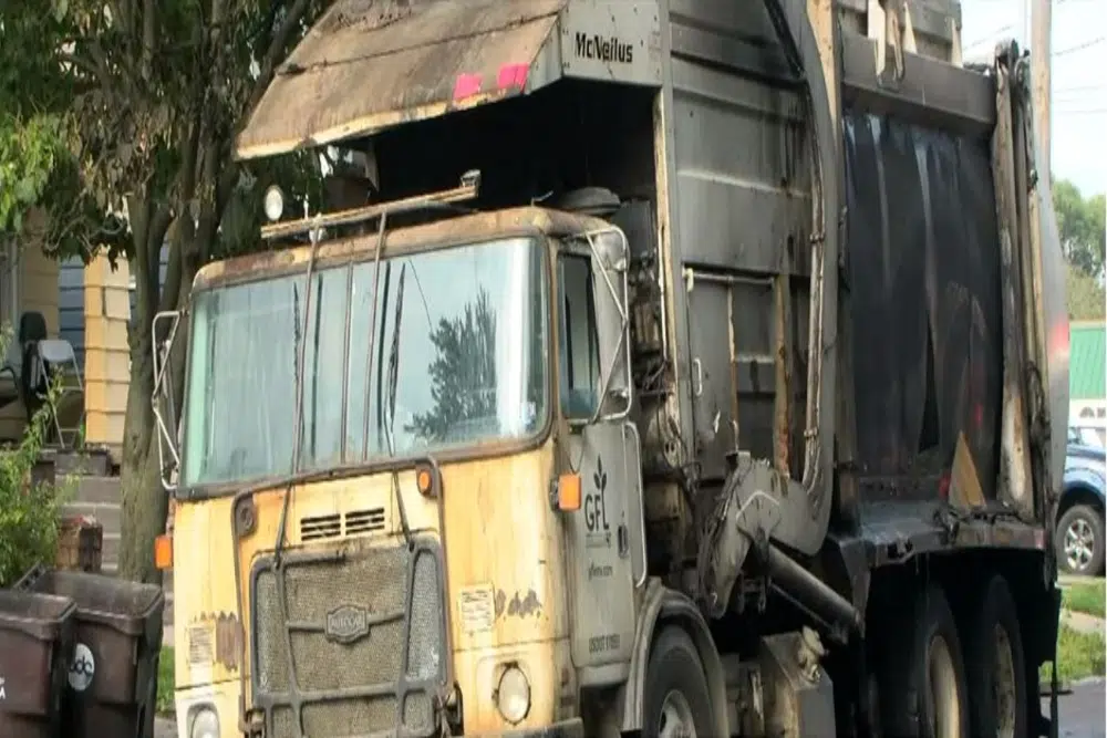 A Peoria garbage truck catches fire. Here’s what we know 93.3 The Drive