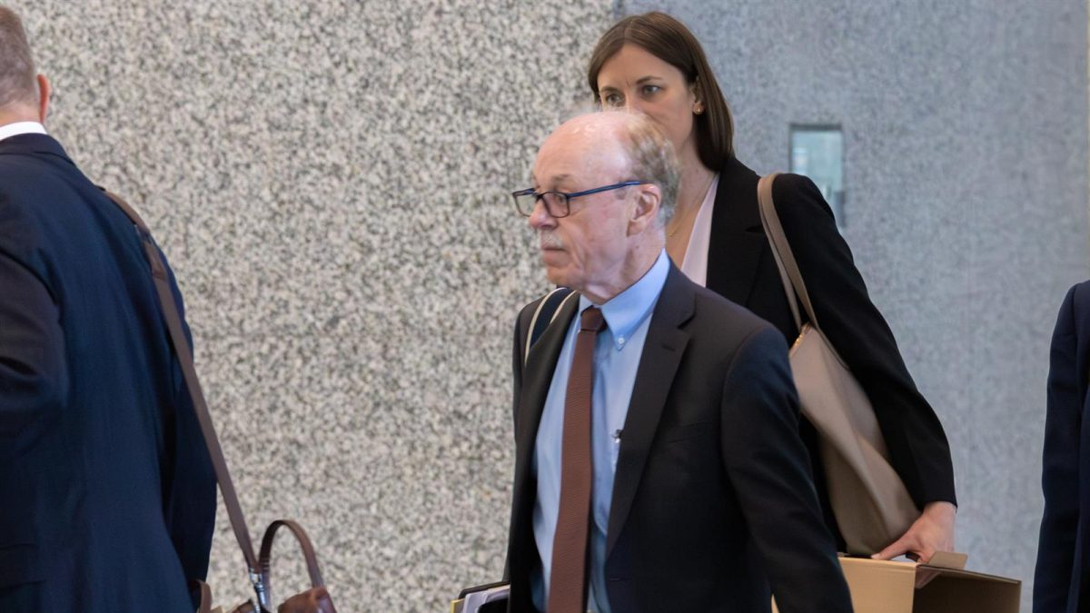 'The feds are still after me and our Friend:' jury sees email exchanges between Madigan confidants - Vimarsana News