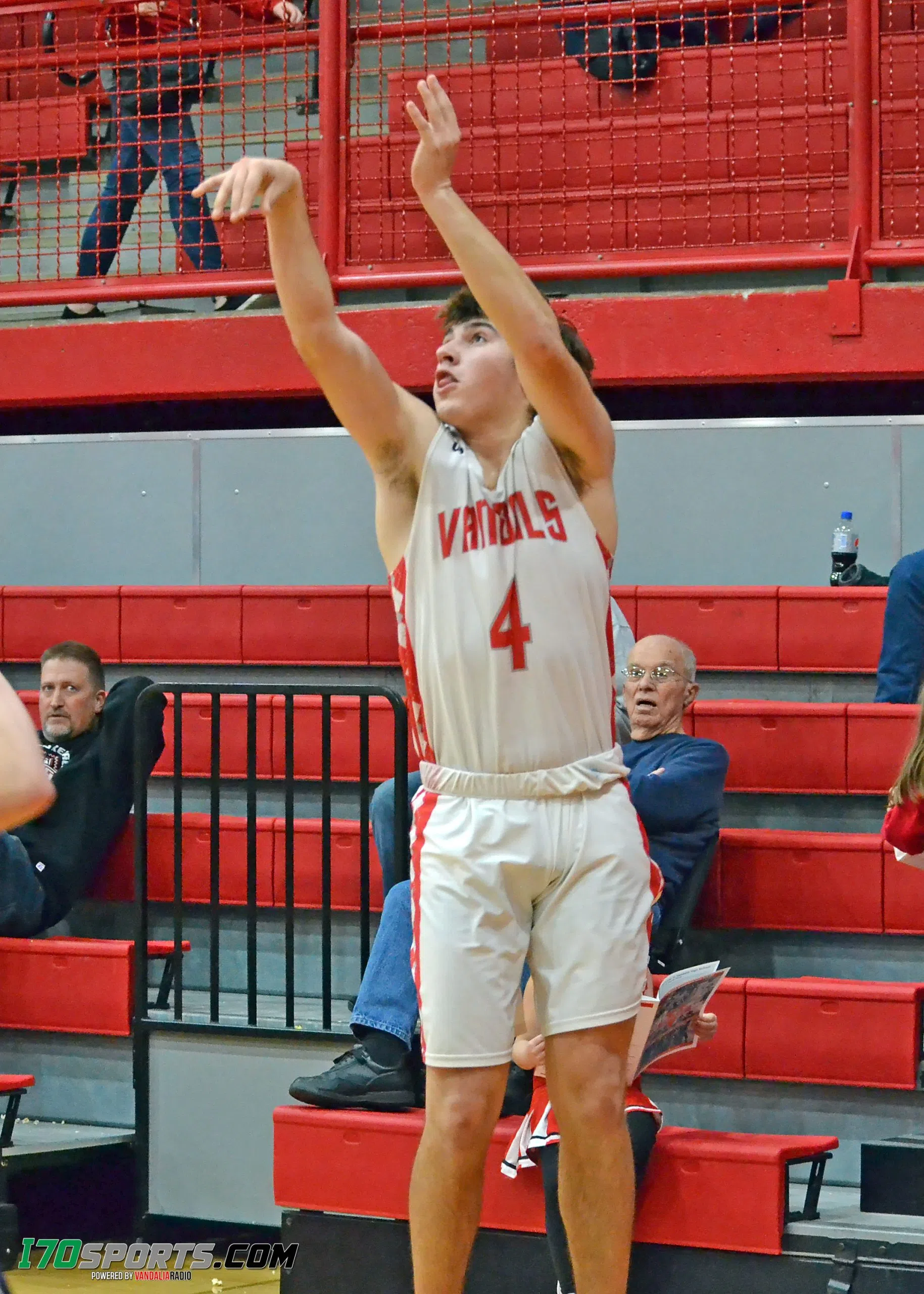 Vandals Boys Basketball with a few schedule changes