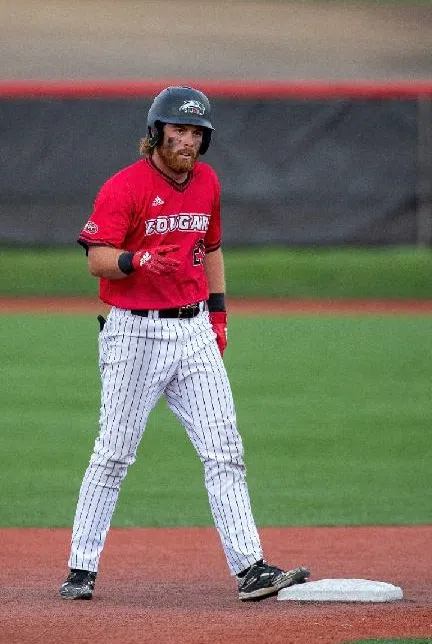 3 sport standout Richie Well inducted into Vandals Hall of Fame