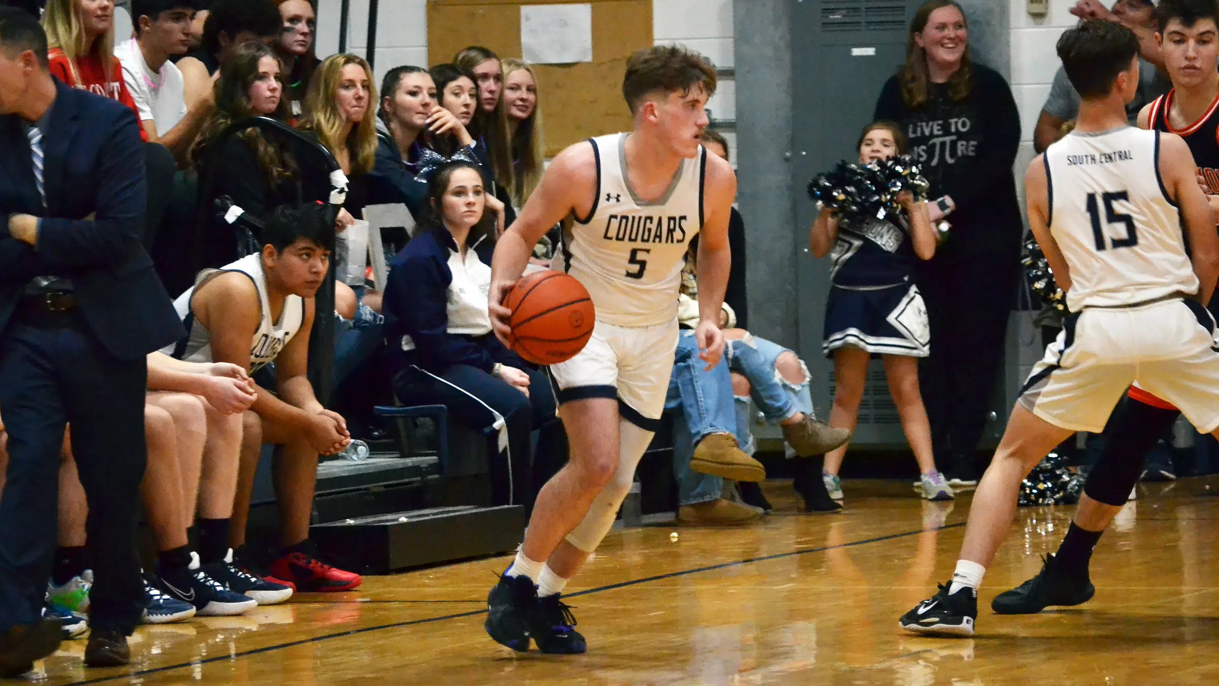 South Central boys basketball falls to Edwards County in Wayne City Tournament