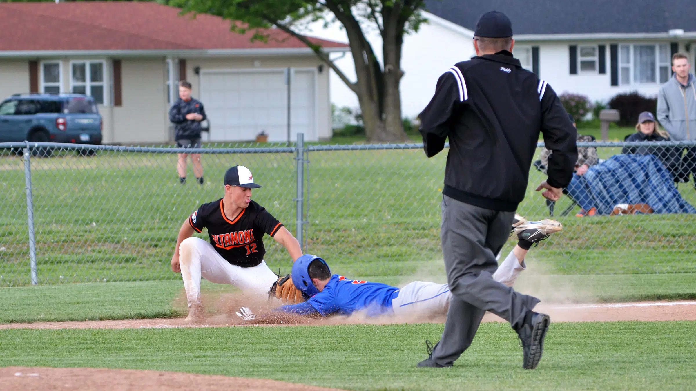 Altamont’s Robbins and Miller Combine to One-Hit Mulberry Grove; Stuemke With 5 RBI in Win