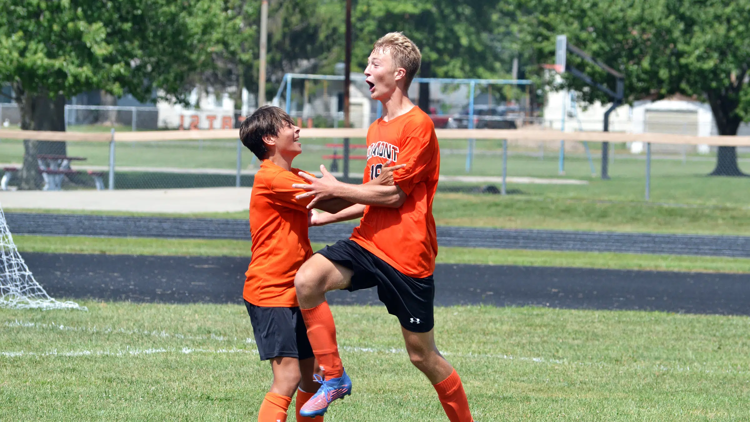 Altamont Soccer Goes 1-1 Over Labor Day Weekend