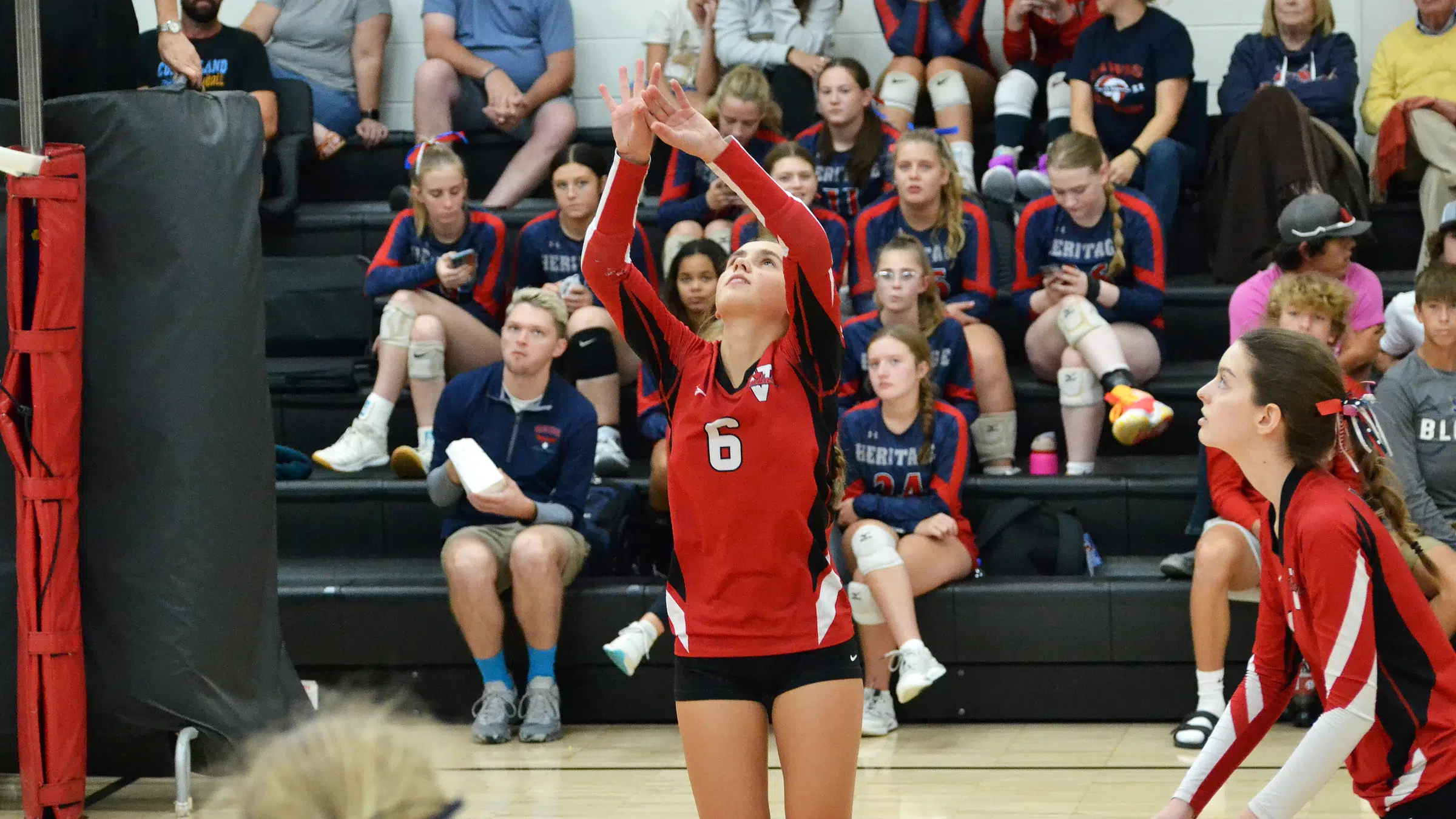 Vandalia Volleyball Goes 1-3-1 at Altamont Tournament