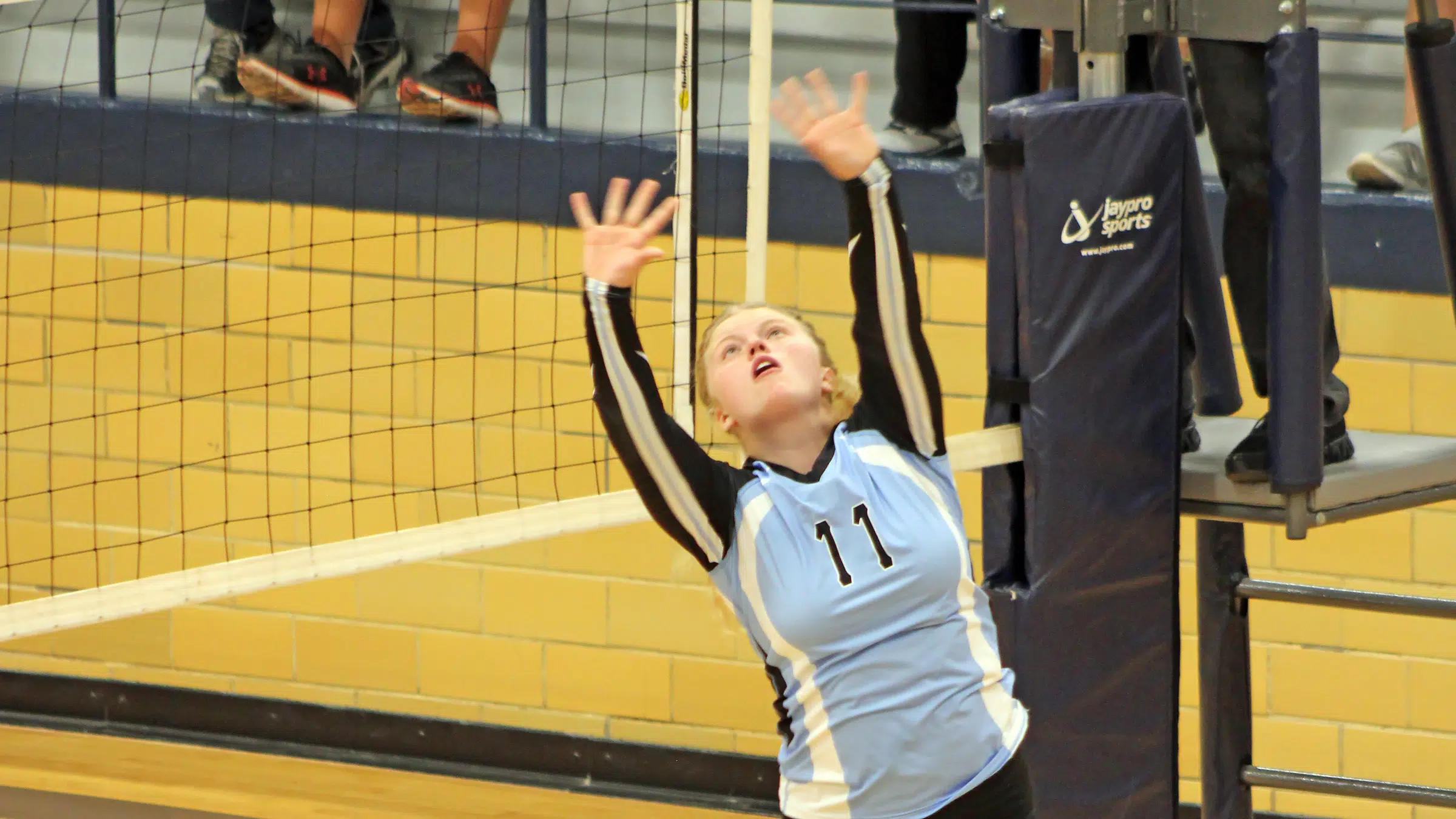 SEB Wins Third In a Row with Three Set Victory Over Nokomis Vandalia