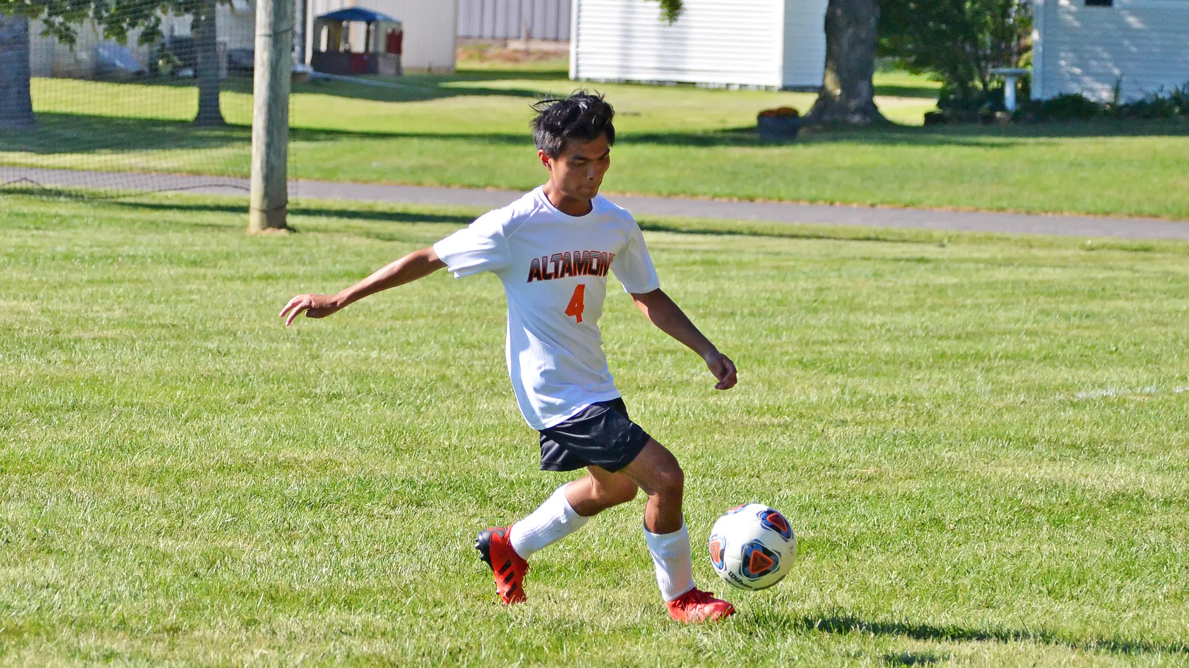 Altamont Soccer Falls to Wesclin 20 Vandalia Radio