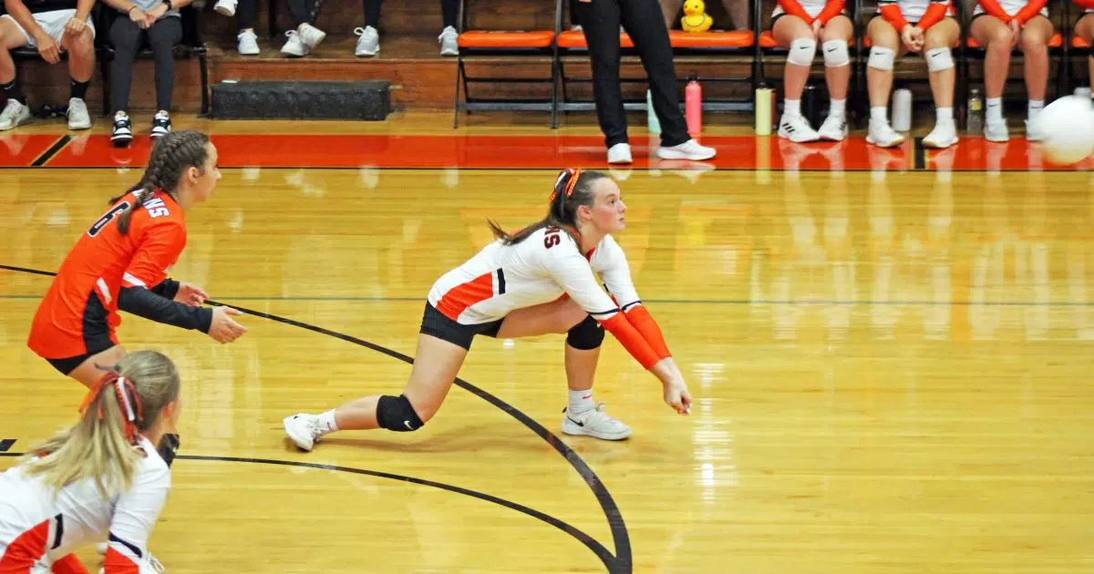 Altamont Volleyball Falls in Three Sets at North Clay Vandalia Radio