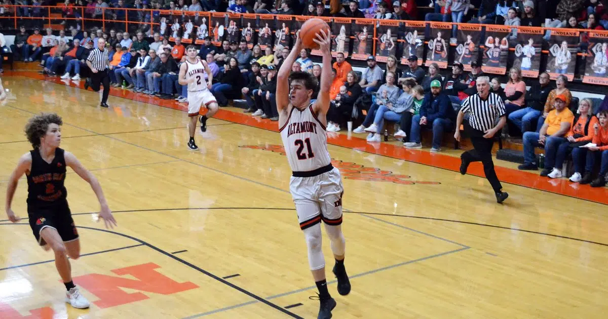 Altamont Runs Win Streak to 10 With Victory Over North Clay Vandalia Radio
