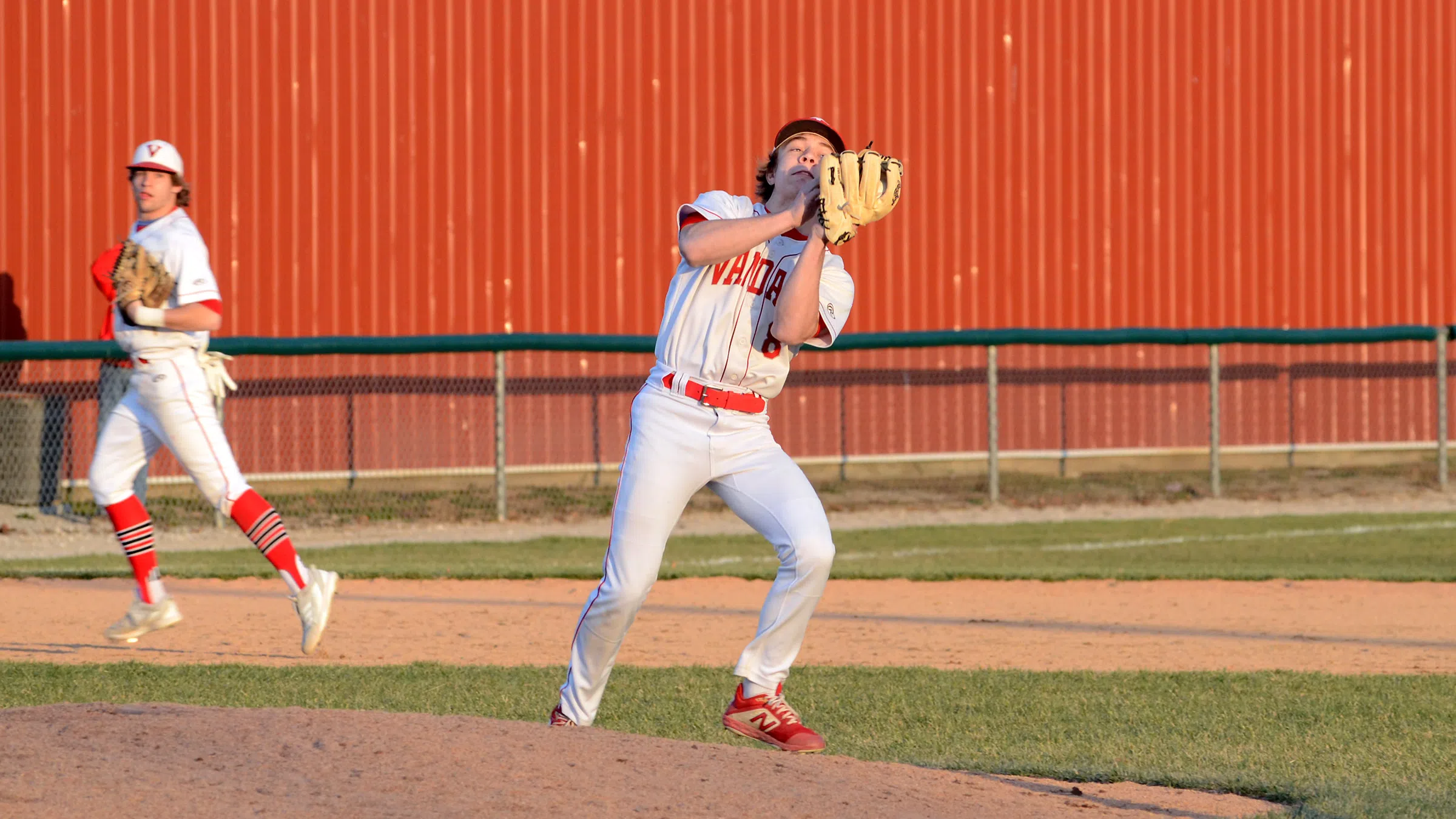Vandals Walk It Off in 8th Inning Against Shelbyville Vandalia Radio