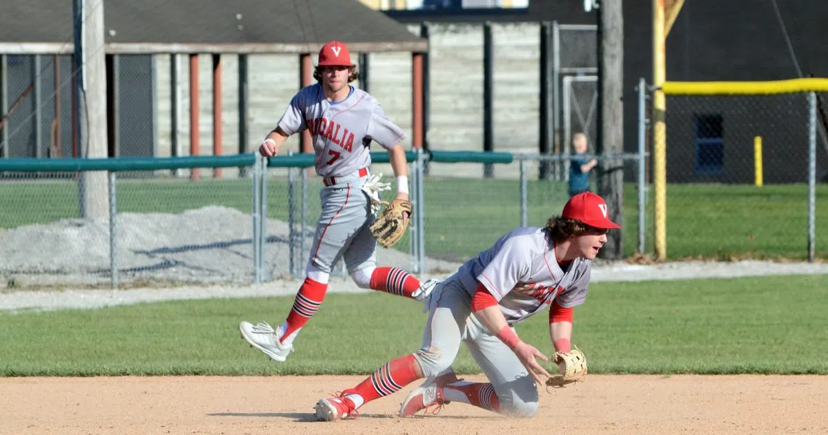 Vandals Fall As Southwestern Walks It Off 