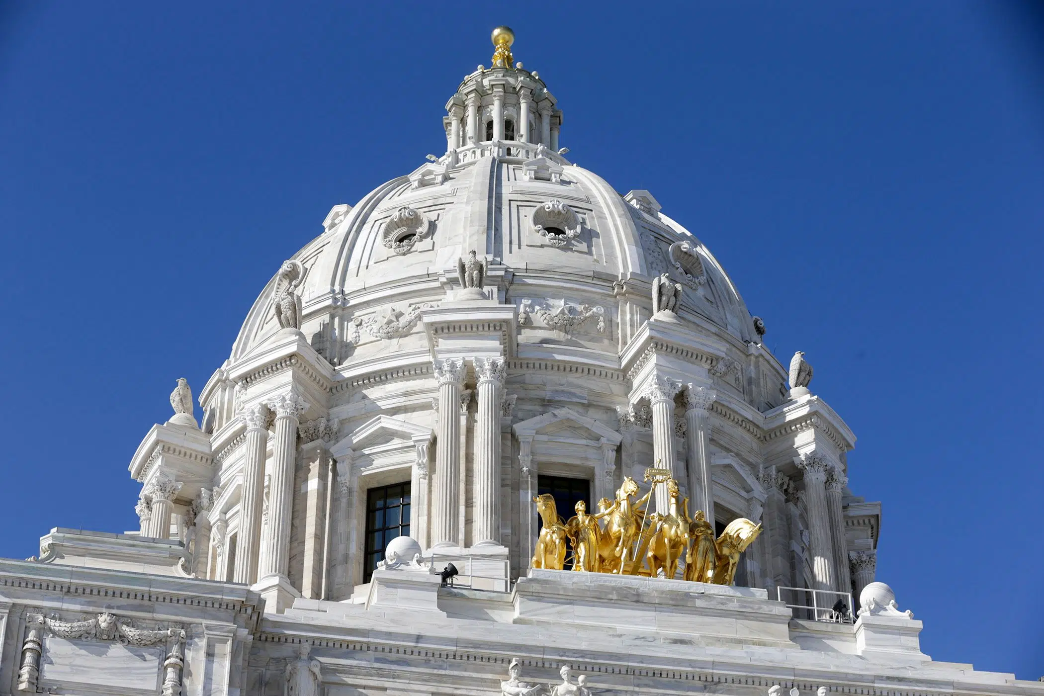 mn-conference-committee-approves-tax-bill-rebate-checks-knox-news