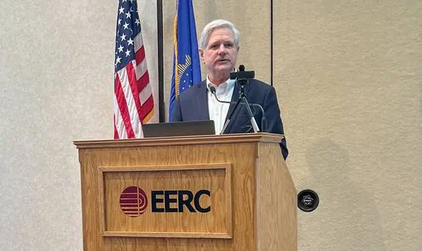 Hoeven announces award for the EERC – KNOX Radio