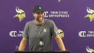 Adam Thielen agrees to terms with Carolina Panthers - CBS Minnesota