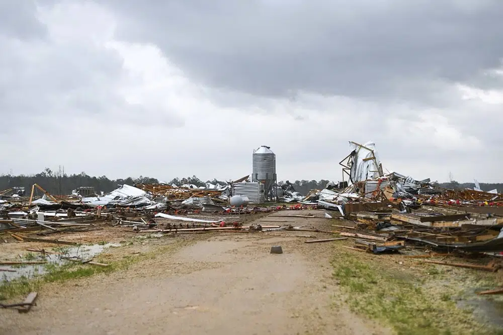 Storms moving eastward, leave trail of damage in Deep South