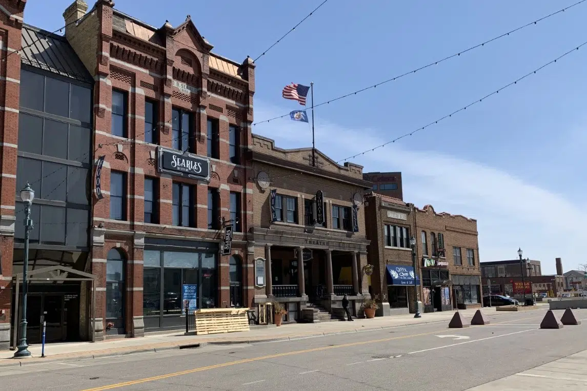 Outdoor Dining in Downtown St. Cloud Could Start Next Weekend KNSI