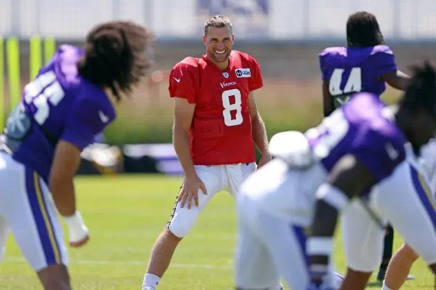 Vikings QB Kirk Cousins tests positive for COVID-19, out vs