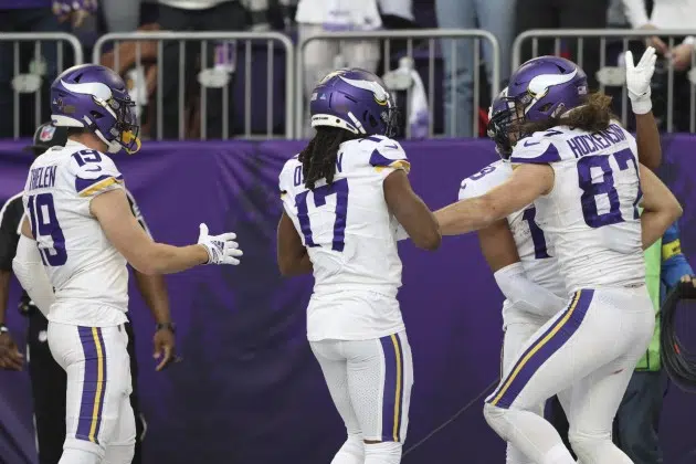 Vikings cornerback Andrew Booth Jr. undergoes knee surgery