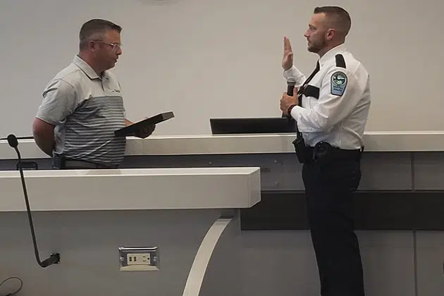 Sartell Police Chief Takes Oath Of Office KNSI   Oath Of Office 