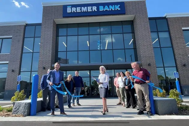 Bremer Bank Opens New Downtown Commercial Building | KNSI