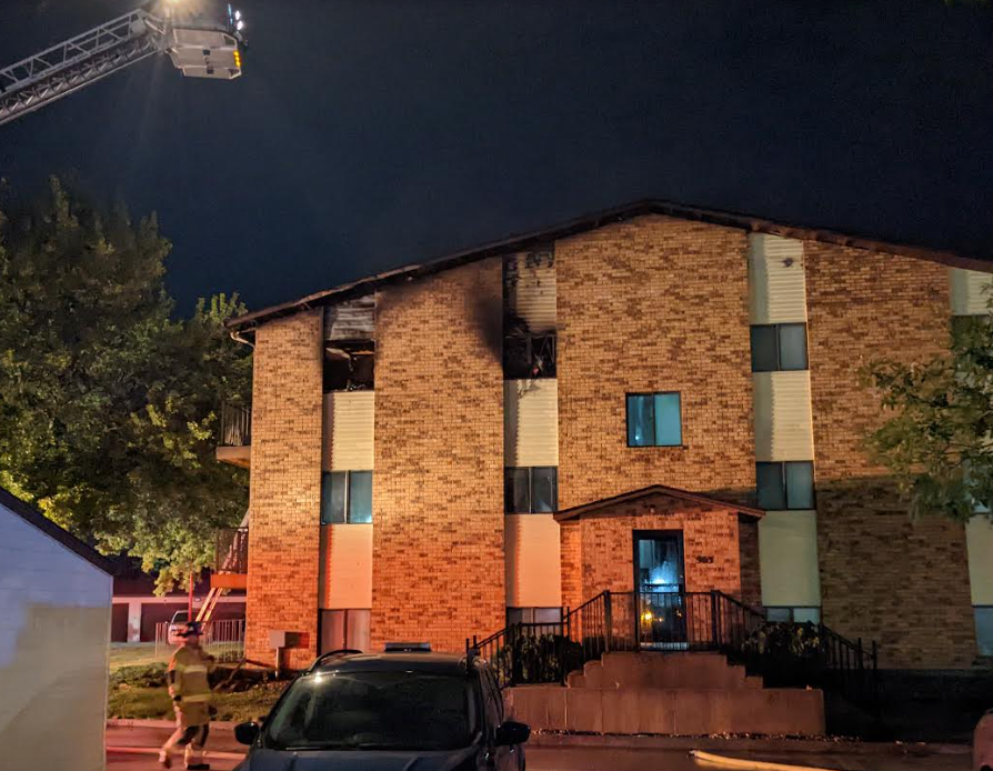 Late night apartment fire displaces 21 in south Fargo - Vimarsana News