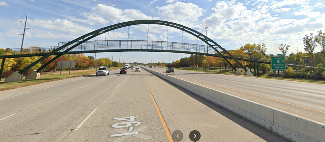 Moorhead man seriously injured after crashing into Fargo walkover bridge - Vimarsana News