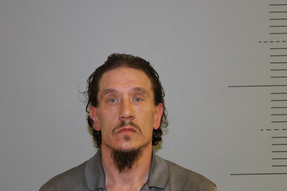 Stutsman County man facing prison for assaulting Jamestown police chief - Vimarsana News