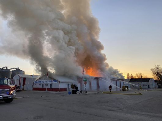 Fire heavily damages building that contains fire dept. in eastern South Dakota town - Vimarsana News