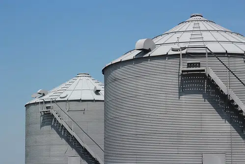 Farmer who died in grain bin accident identified | The Mighty 790 KFGO ...