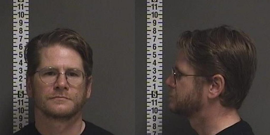 Federal judge sentences Moorhead man to 17 years in prison for attempted child sex trafficking - Vimarsana News
