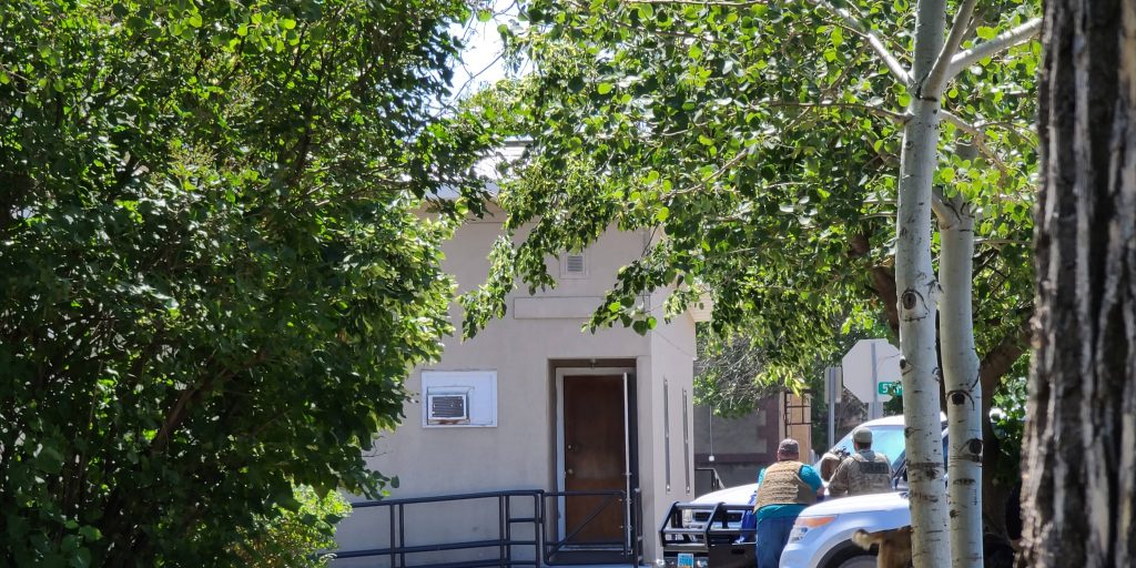 Police standoff ends in Jamestown, man taken into custody - Vimarsana News