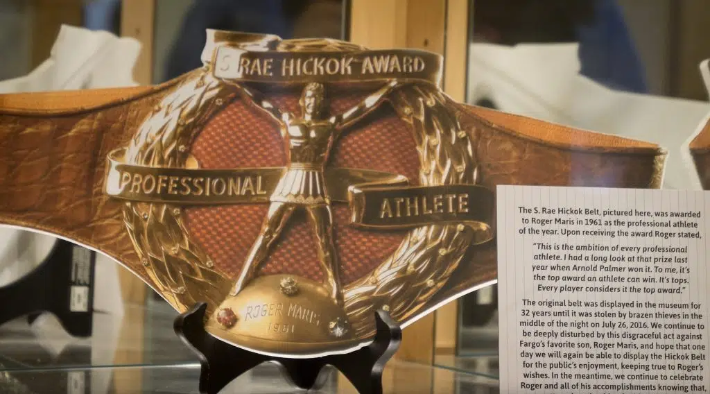 Awards stolen from Roger Maris Museum - ESPN