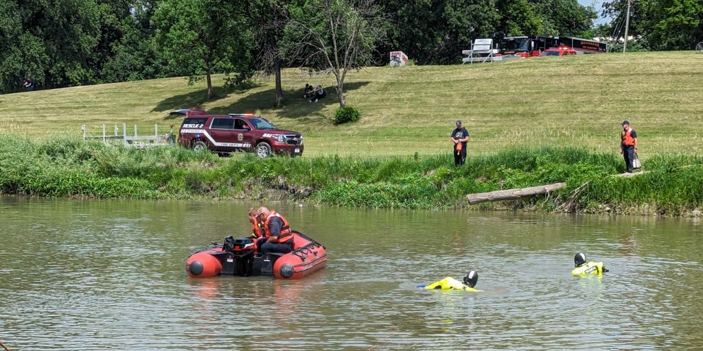 Search underway for man possibly in river near Midtown Dam in Fargo - Vimarsana News
