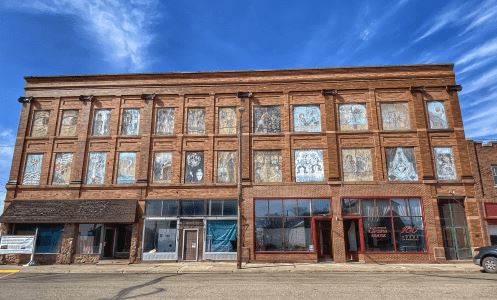 Fund drive seek donors for restoration of the 110-year-old Ellendale Opera House - Vimarsana News