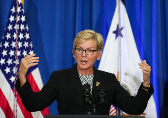US announces $3.5B for projects nationwide to strengthen electric grid - Vimarsana News