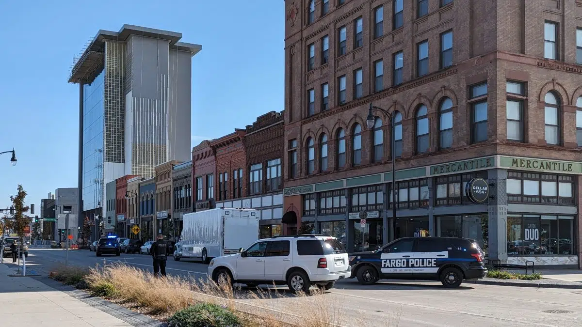 UPDATE: Police Lift Shelter In Place In Downtown Fargo | Y94