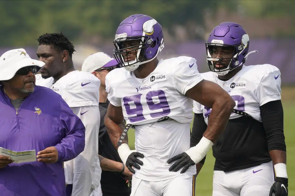 Vikings' sacks leader Danielle Hunter joins Pro Bowl lineup