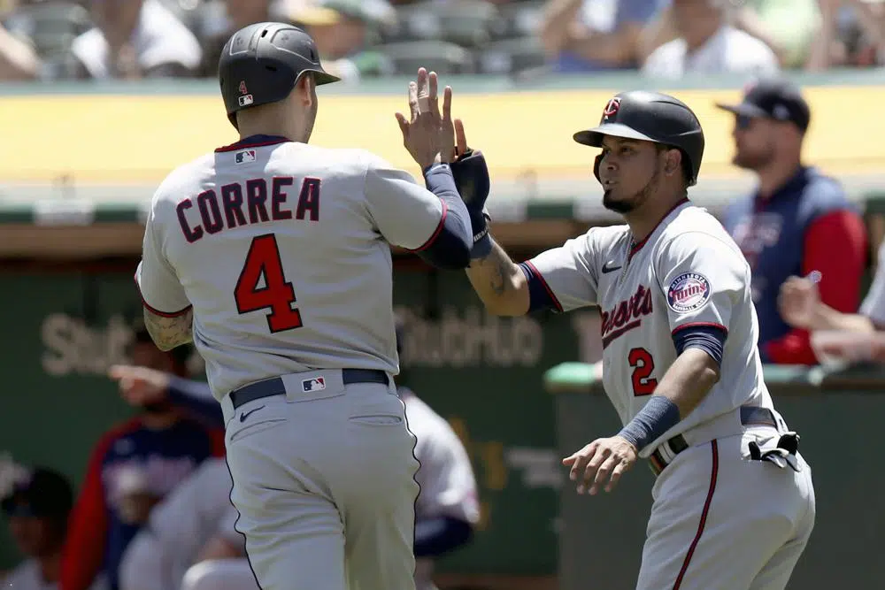 Gio Urshela helps turn two, 05/14/2022