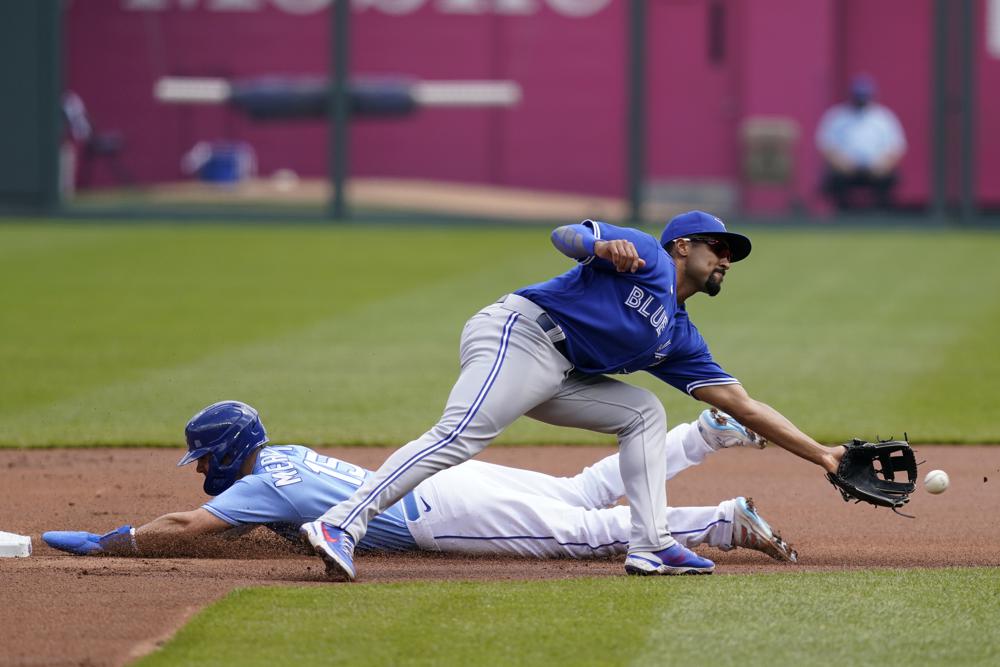 Royals love to run and they've raced to MLB's top mark - Vimarsana News