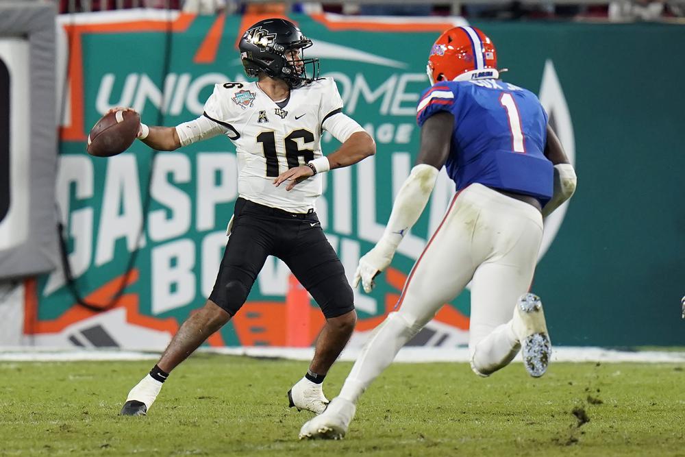 Bowser boosts UCF to 29-17 Gasparilla Bowl win over Florida - Vimarsana News