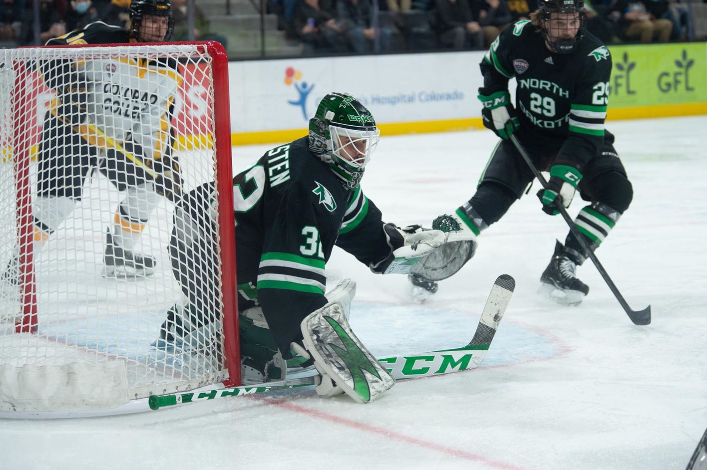 Hellsten, Jamernik guide No. 7 UND to sweep at Colorado College - Vimarsana News