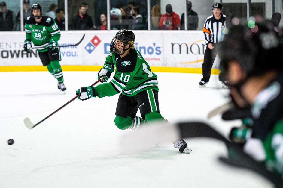 Friday woes continue in 8-1 loss at No. 5 St. Cloud State - Vimarsana News