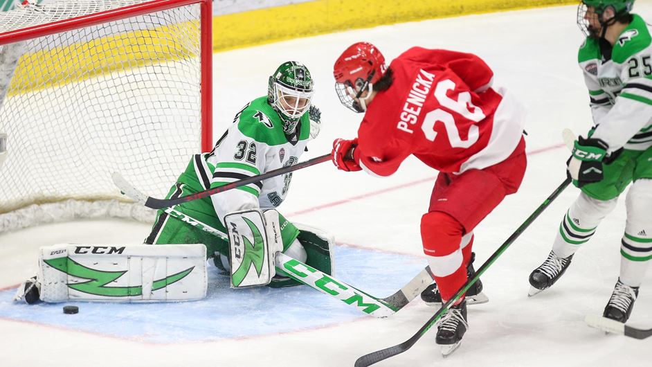 No. 14 Cornell hands No. 5 UND first sweep at home since 2018 - Vimarsana News