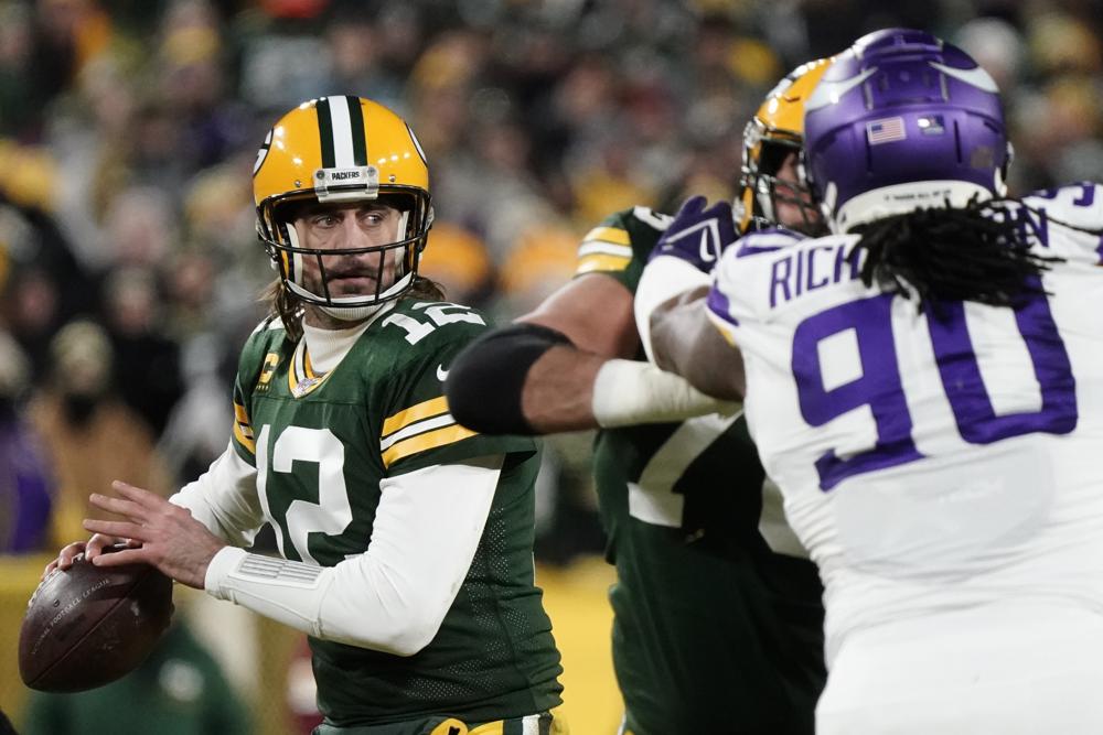 Packers rout Vikings 37-10 in cold to take NFC's No. 1 seed - Vimarsana News