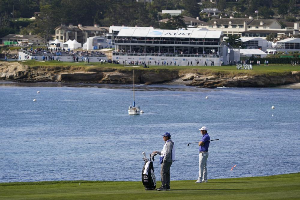 Gorgeous day at Pebble and Tom Hoge has a scorecard to match - Vimarsana News