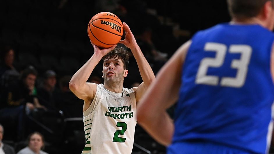 Kansas City wins over UND men and women Thursday night - Vimarsana News