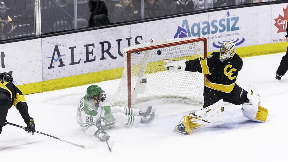 First period barrage guides No. 12 UND past Colorado College, 3-2 - Vimarsana News