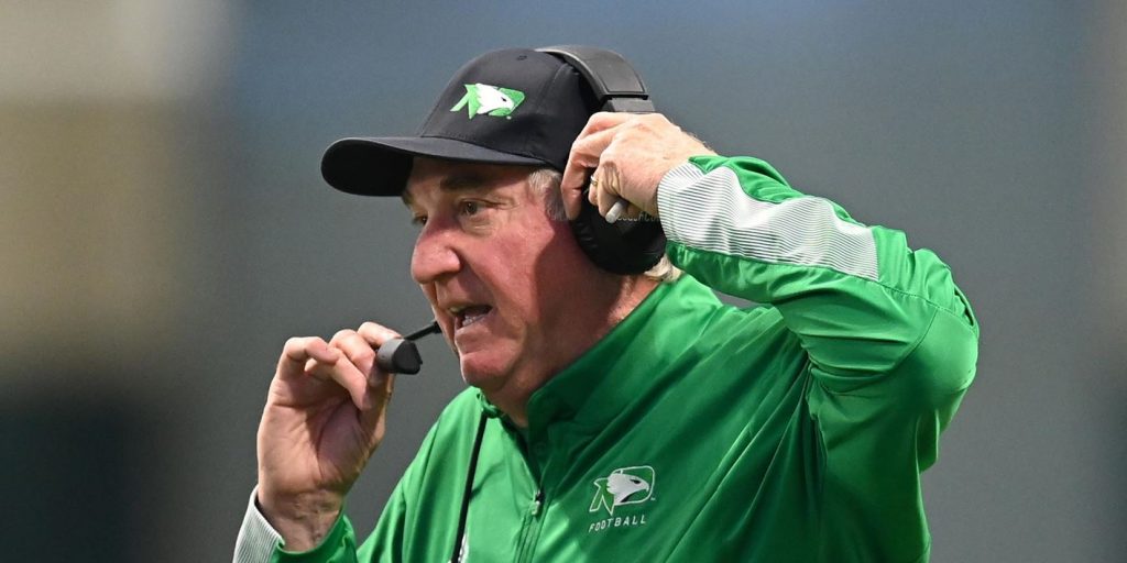 UND FB: Schweigert Inks Extension Through 2025 Season - Vimarsana News