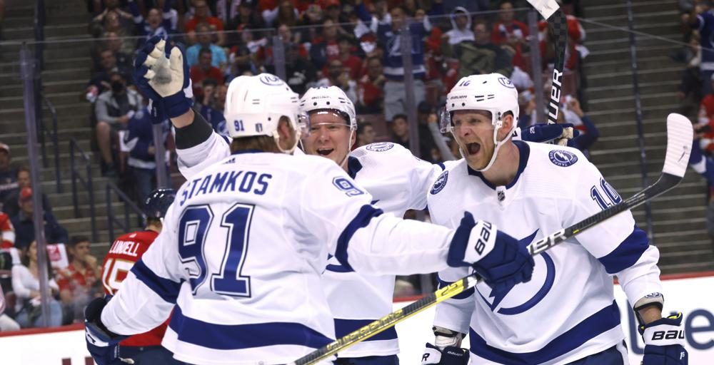 Lightning Edge Panthers 2-1 for 2-0 Series Lead - Vimarsana News