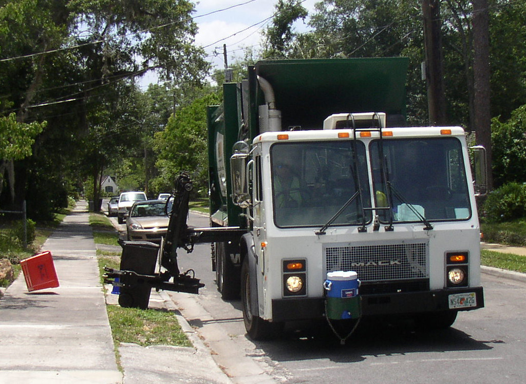 Henderson Holiday trash collection - Vimarsana News
